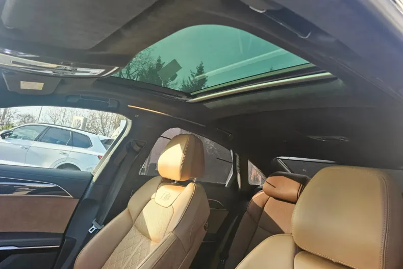 Audi S8 din 2021 cu 35.785 km - oferta AUD136089 - foto 10