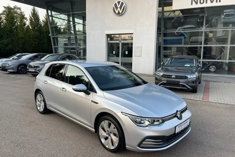 Volkswagen Golf din 2020 cu 122.230 km - oferta VOL136090 - foto 1