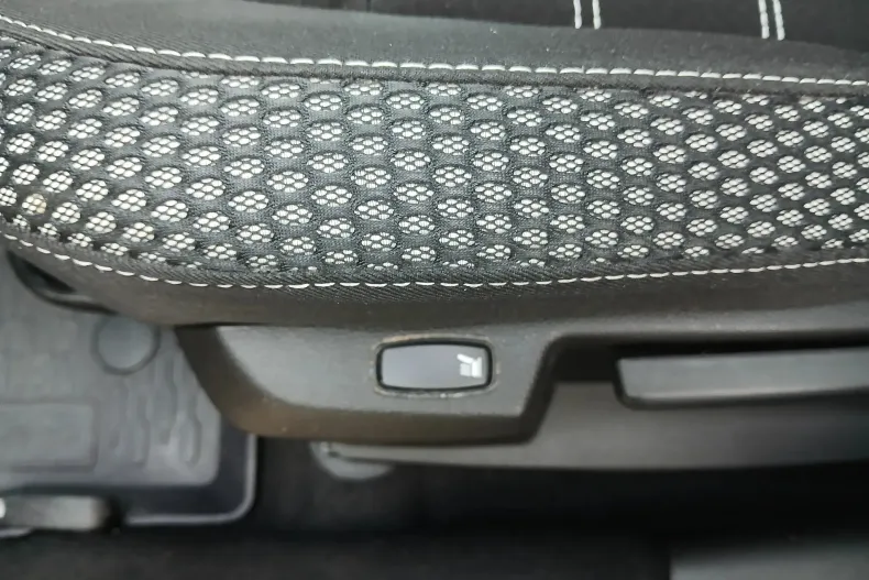 Dacia Duster din 2021 cu 110.329 km - oferta DAC136108 - foto 13