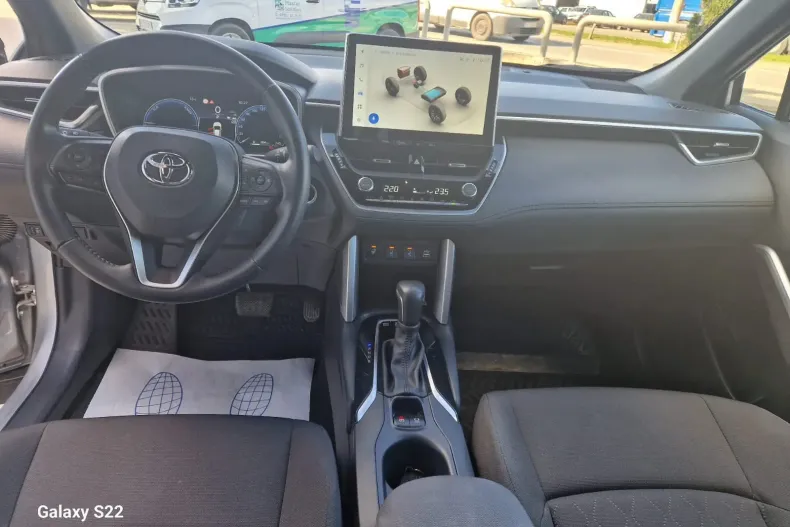 Toyota Corolla Cross din 2024 cu 29.589 km - oferta TOY136134 - foto 11