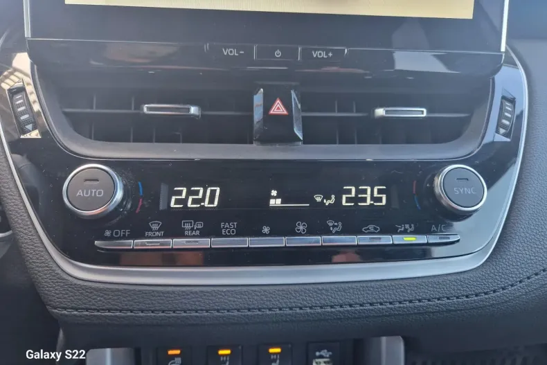 Toyota Corolla Cross din 2024 cu 29.589 km - oferta TOY136134 - foto 20