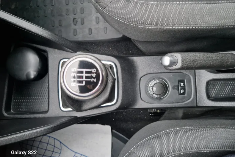 Dacia Duster din 2020 cu 102.227 km - oferta DAC136139 - foto 17