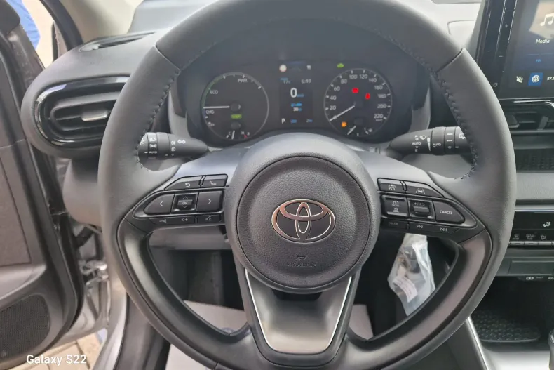Toyota Yaris din 2025 cu 2 km - oferta TOY136155 - foto 11