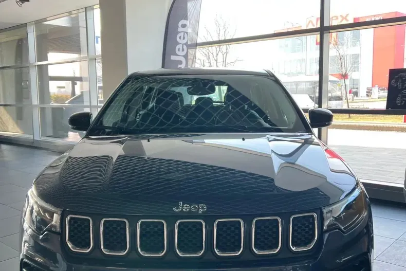 Jeep Compass din 2024 cu 1 km - oferta JEE136169 - foto 1