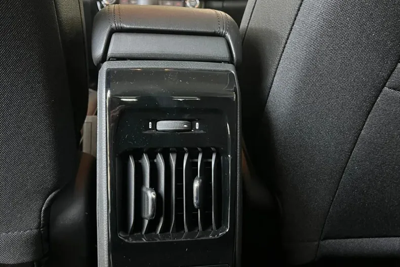 Jeep Compass din 2024 cu 1 km - oferta JEE136169 - foto 15