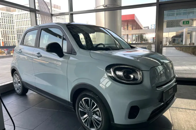 Leapmotor T03 din 2024 cu 1 km - oferta LEA136170 - foto 2