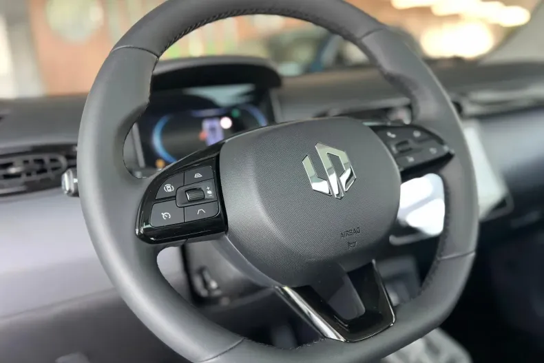 Leapmotor T03 din 2024 cu 1 km - oferta LEA136170 - foto 9