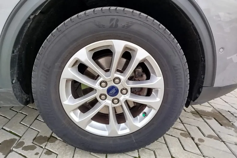 Ford Kuga din 2020 cu 77.680 km - oferta FOR136177 - foto 4