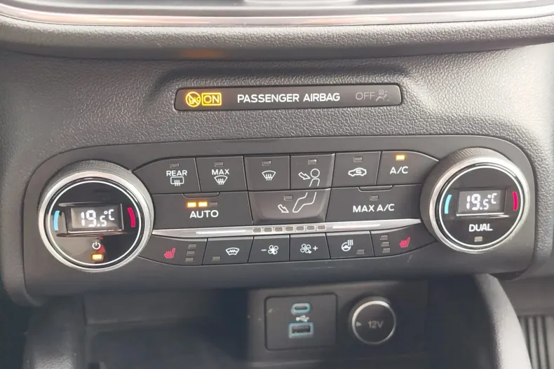 Ford Kuga din 2020 cu 77.680 km - oferta FOR136177 - foto 33