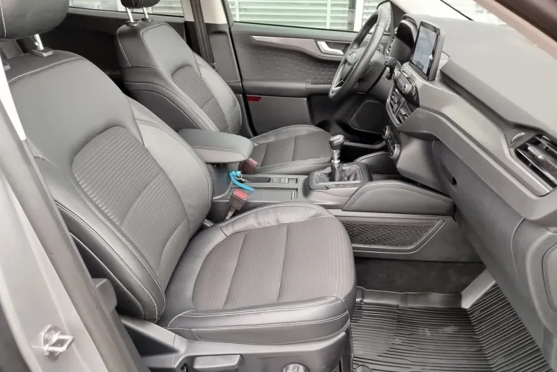 Ford Kuga din 2020 cu 77.680 km - oferta FOR136177 - foto 37