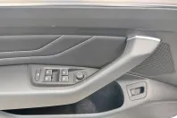 Volkswagen Passat din 2021 cu 160.873 km - oferta VOL136179 - foto 8