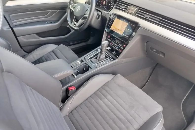 Volkswagen Passat din 2021 cu 160.873 km - oferta VOL136179 - foto 28