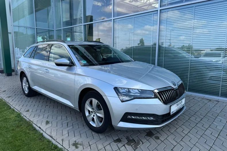 Skoda Superb din 2022 cu 138.883 km - oferta SKO136183 - foto 3