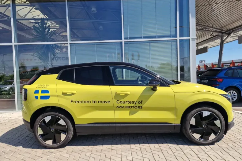 Volvo EX30 din 2025 cu 4.749 km - oferta VOL136189 - foto 5