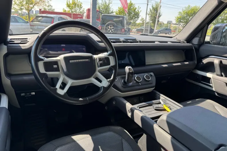 Land Rover Defender din 2020 cu 167.000 km - oferta LAN136209 - foto 6