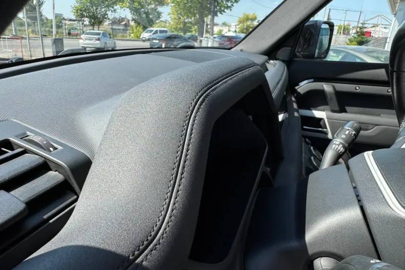 Land Rover Defender din 2020 cu 167.000 km - oferta LAN136209 - foto 23