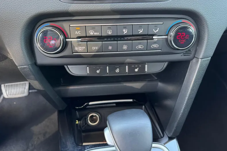 Kia XCeed din 2022 cu 24.100 km - oferta KIA136211 - foto 20