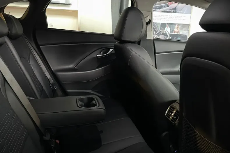 Hyundai i30 din 2025 cu 1 km - oferta HYU136234 - foto 12