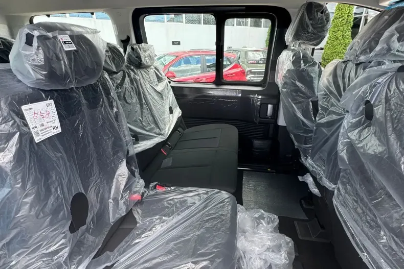 Hyundai STARIA din 2025 cu 1 km - oferta HYU136236 - foto 4