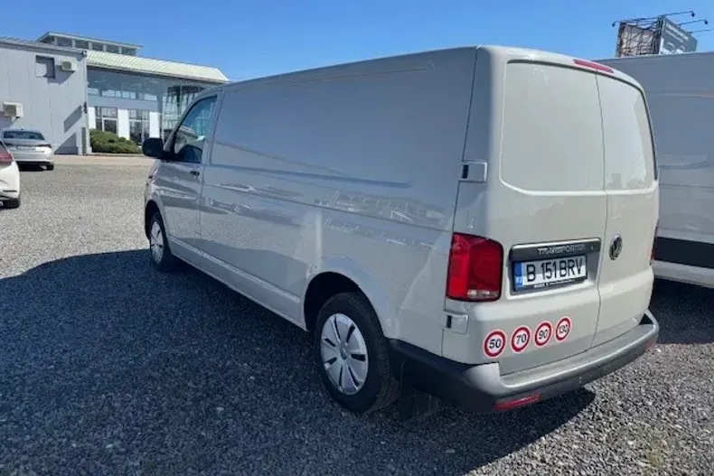 Volkswagen Transporter din 2023 cu 48.000 km - oferta VOL136274 - foto 3