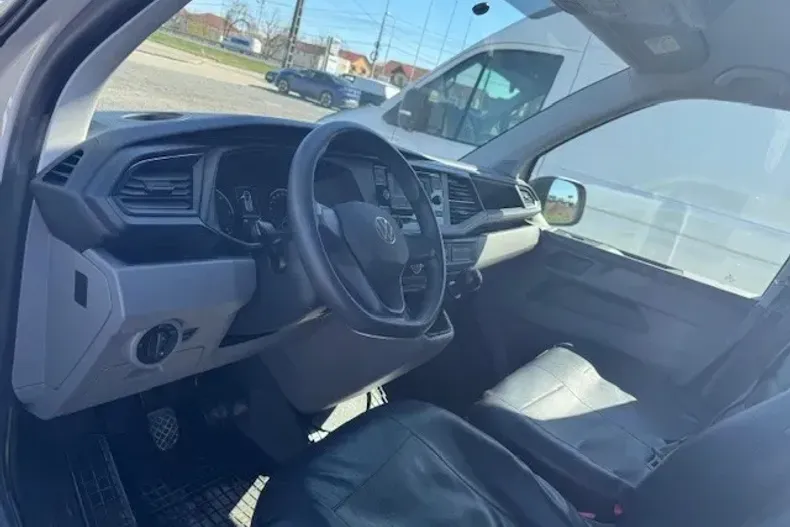 Volkswagen Transporter din 2023 cu 48.000 km - oferta VOL136274 - foto 8