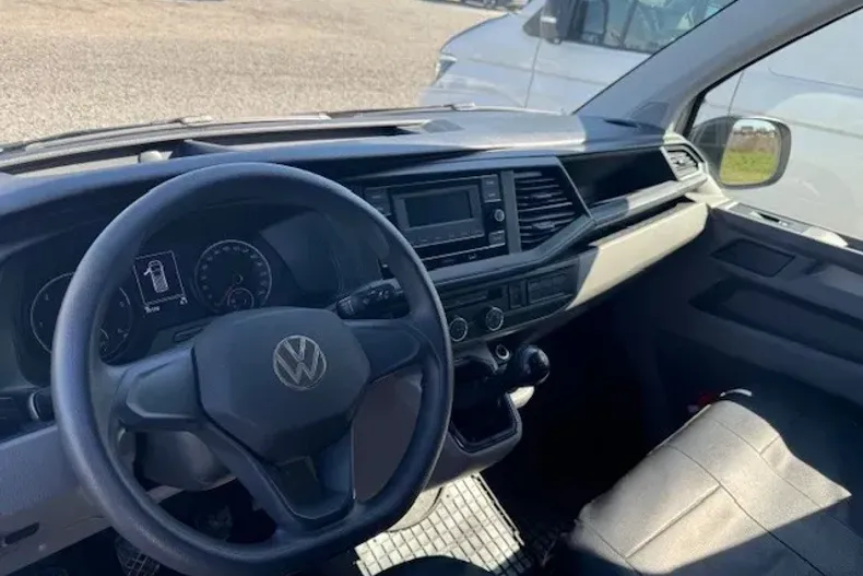Volkswagen Transporter din 2023 cu 48.000 km - oferta VOL136274 - foto 9