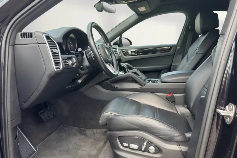 Porsche Cayenne Coupe din 2021 cu 39.900 km - oferta POR136291 - foto 13