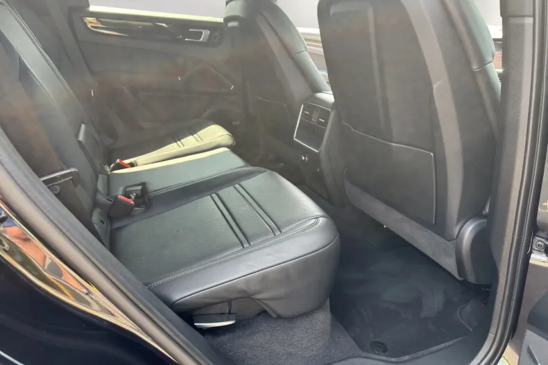 Porsche Cayenne Coupe din 2021 cu 39.900 km - oferta POR136291 - foto 30