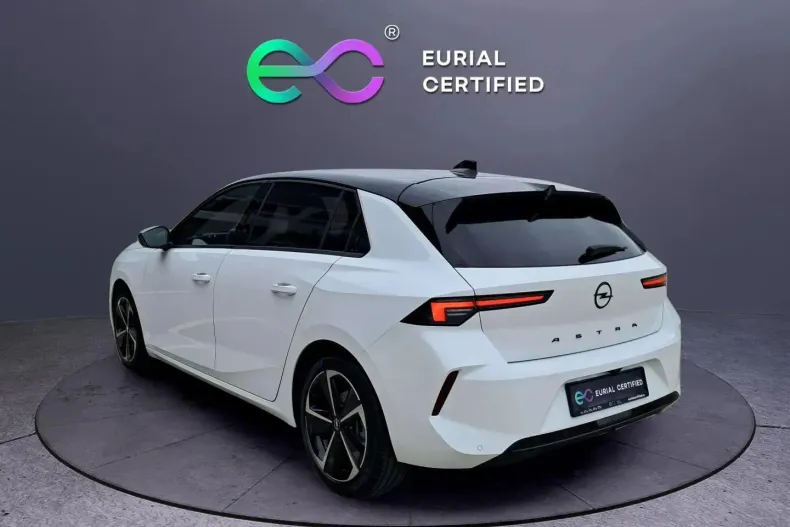 Opel Astra din 2024 cu 14.804 km - oferta OPE136297 - foto 3