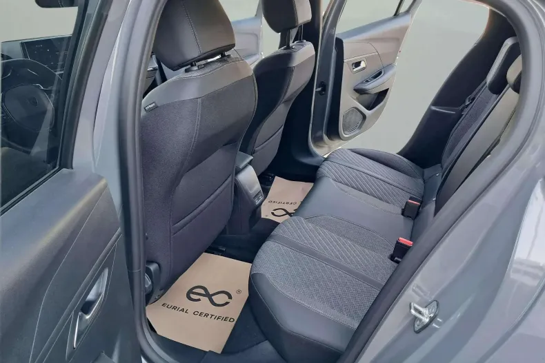 Peugeot 208 din 2025 cu 6.967 km - oferta PEU136299 - foto 9