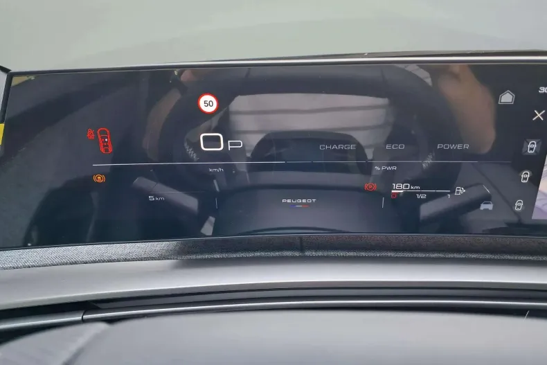 Peugeot 3008 din 2025 cu 5 km - oferta PEU136300 - foto 9