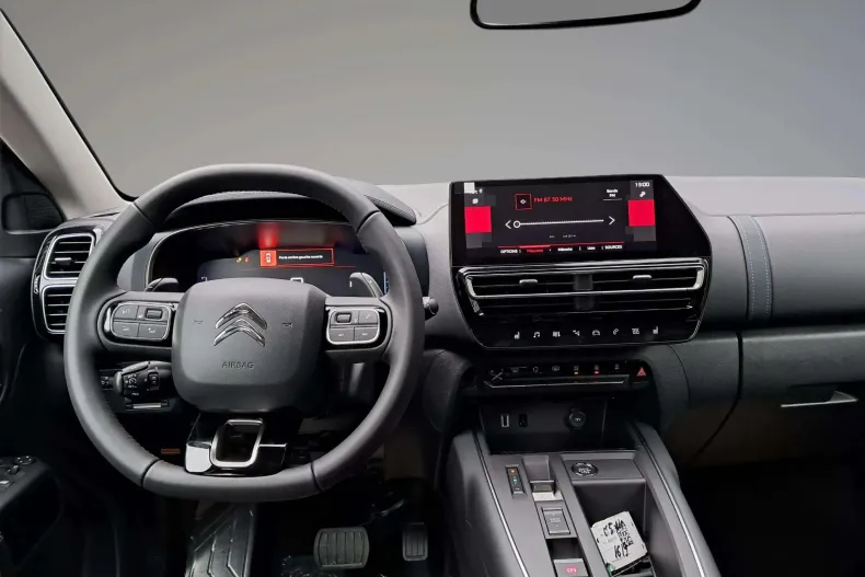 Citroën C5 Aircross din 2024 cu 200 km - oferta CIT136309 - foto 5