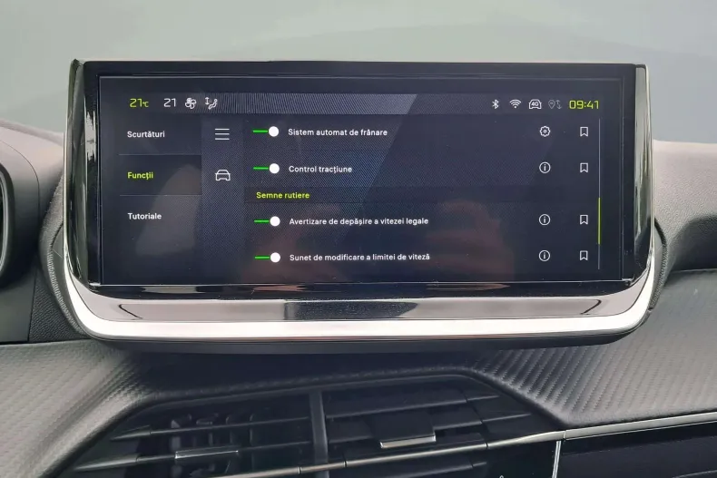 Peugeot 208 din 2024 cu 10.559 km - oferta PEU136312 - foto 16