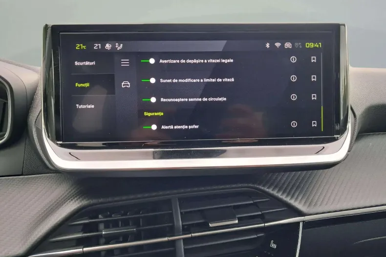 Peugeot 208 din 2024 cu 10.559 km - oferta PEU136312 - foto 17