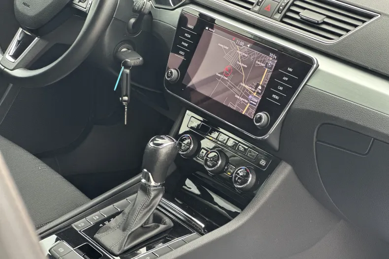 Skoda Superb din 2019 cu 169.000 km - oferta SKO136313 - foto 3