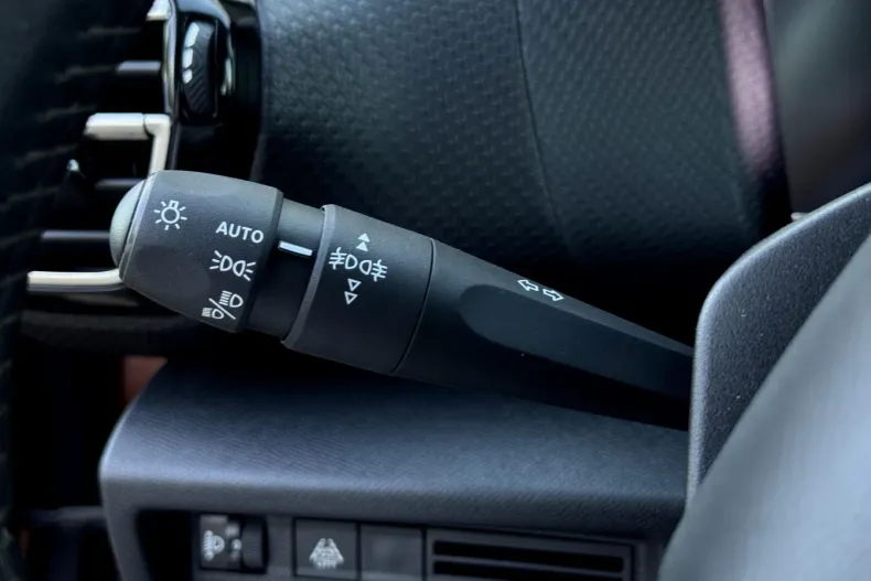 Citroën C4 din 2021 cu 94.746 km - oferta CIT136322 - foto 17