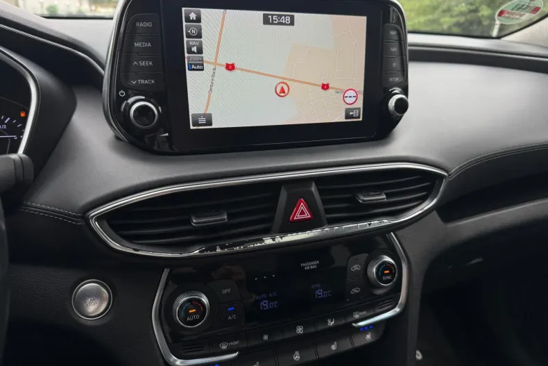 Hyundai SANTA FE din 2019 cu 155.446 km - oferta HYU136323 - foto 8