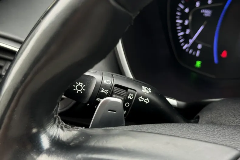 Hyundai SANTA FE din 2019 cu 155.446 km - oferta HYU136323 - foto 33