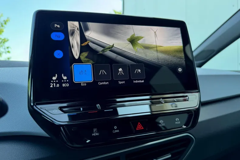 Volkswagen ID.3 din 2023 cu 47.125 km - oferta VOL136334 - foto 16