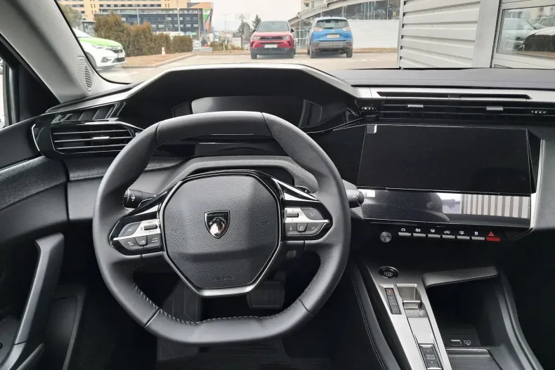 Peugeot 308 din 2024 cu 6.500 km - oferta PEU136347 - foto 9