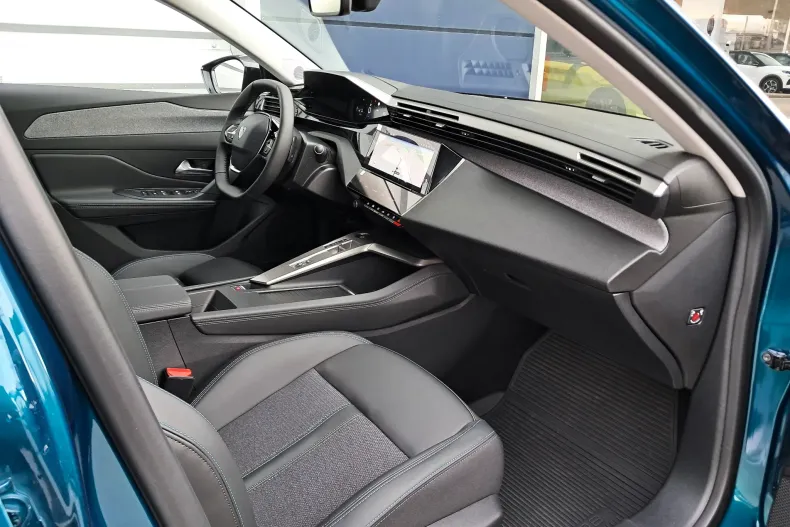 Peugeot 308 din 2024 cu 6.500 km - oferta PEU136347 - foto 14