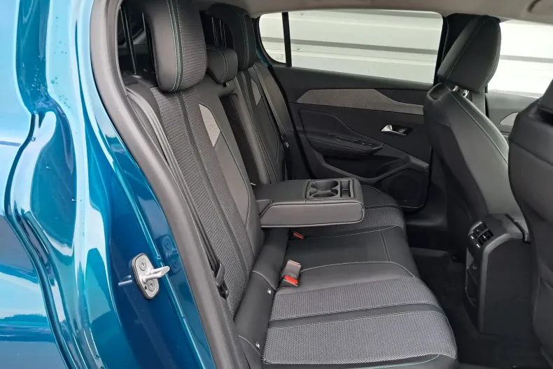 Peugeot 308 din 2024 cu 6.500 km - oferta PEU136347 - foto 16