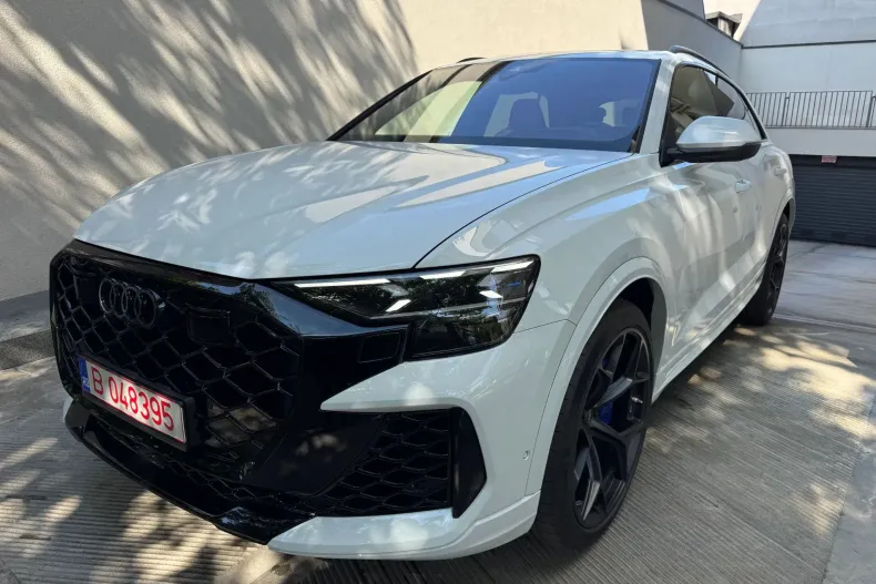 Audi RSQ8 din 2025 cu 12 km - oferta AUD136380 - foto 1