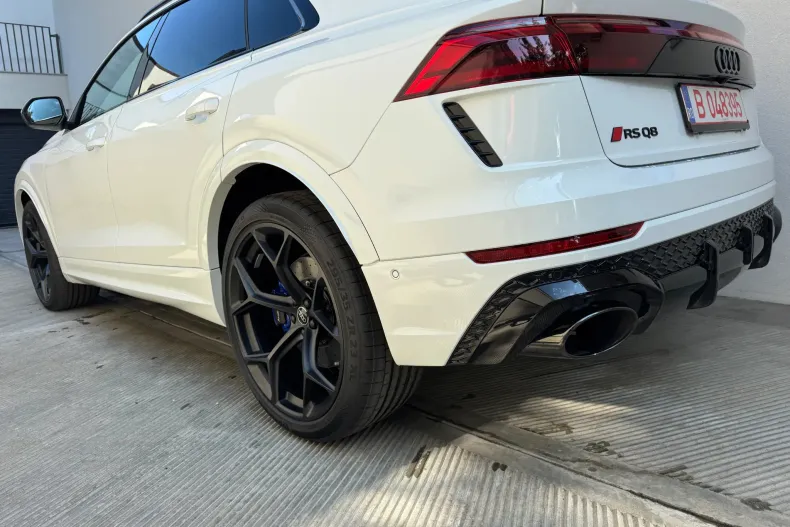 Audi RSQ8 din 2025 cu 12 km - oferta AUD136380 - foto 10