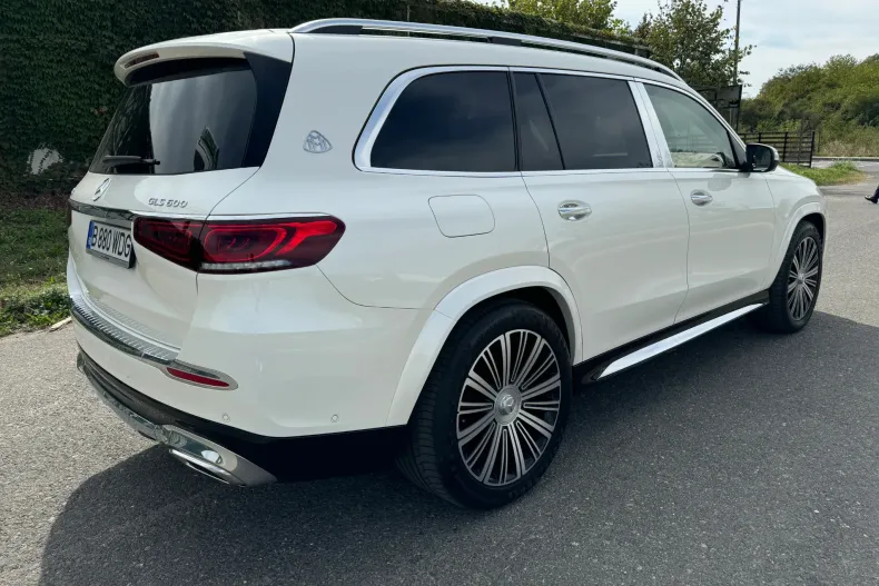 Mercedes-Benz GLS Maybach din 2023 cu 8.900 km - oferta MER136383 - foto 4
