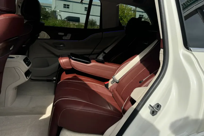 Mercedes-Benz GLS Maybach din 2023 cu 8.900 km - oferta MER136383 - foto 11