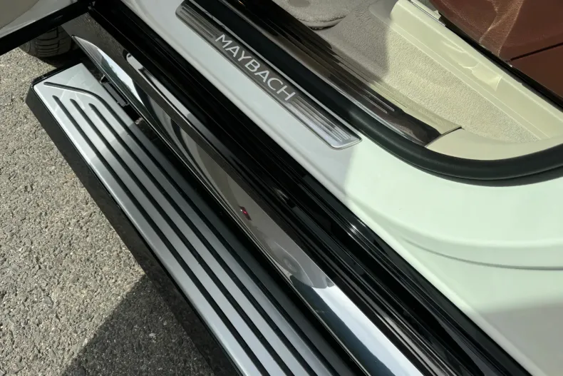 Mercedes-Benz GLS Maybach din 2023 cu 8.900 km - oferta MER136383 - foto 20