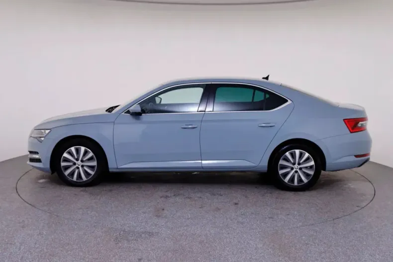 Skoda Superb din 2022 cu 97.417 km - oferta SKO136386 - foto 2