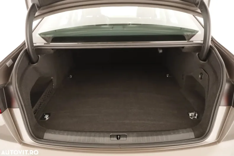 Audi A6 din 2021 cu 67.221 km - oferta AUD136391 - foto 26