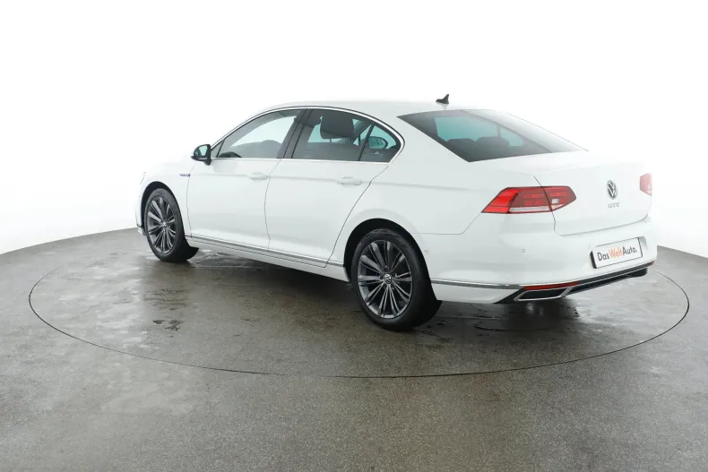 Volkswagen Passat din 2021 cu 75.472 km - oferta VOL136403 - foto 7